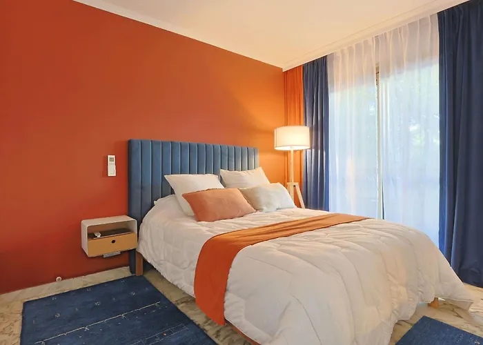 Le Fleuri - 1 Ch - Centre - By Winsome Destination