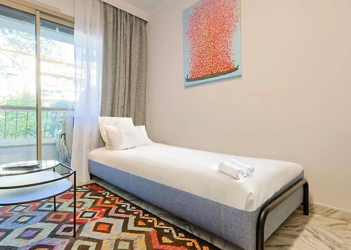 Le Fleuri - 1 Ch - Centre - By Winsome Destination شقة